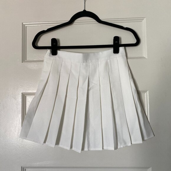 Wildcat Dresses & Skirts - Classic White Pleated Mini Skirt